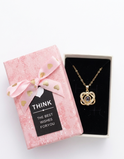 Collar de Amor Proyectado