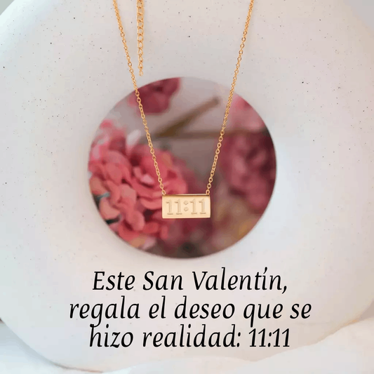 Collar de Cruz y oro 11:11